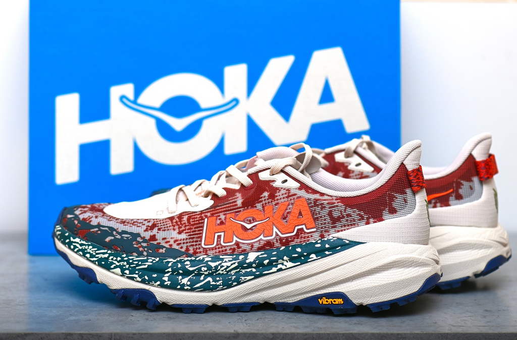 prezentare incaltaminte sportiva Hoka